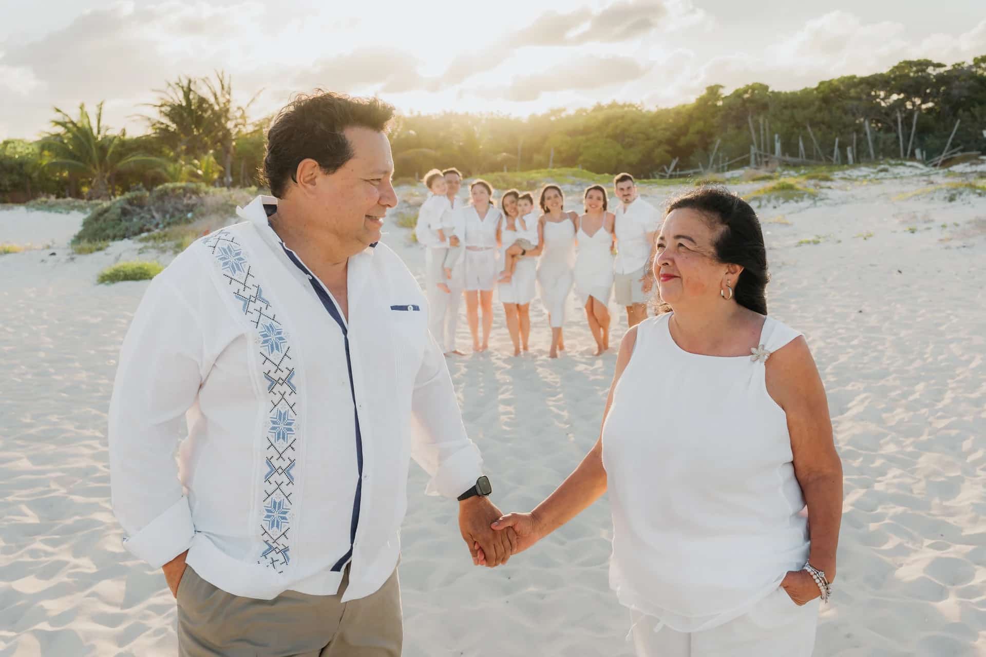 Grandparents on the beach, Cancún