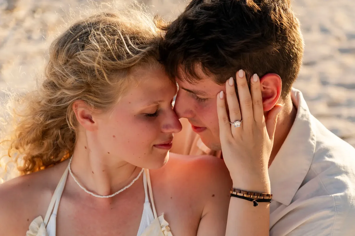 Engagement ring moment, Riviera Maya
