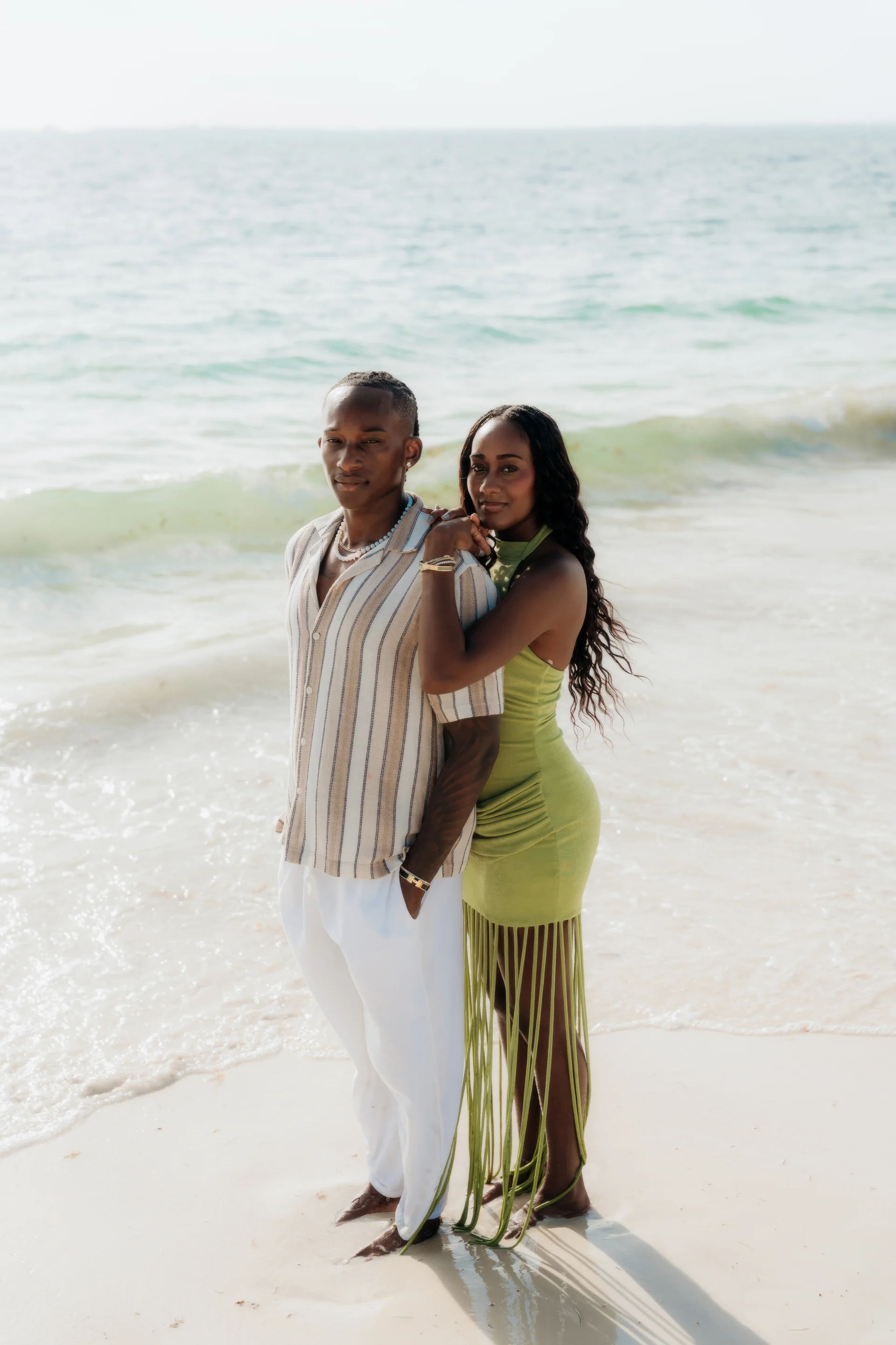 Couple kissing by the water, RIU Latino, Costa Mujeres