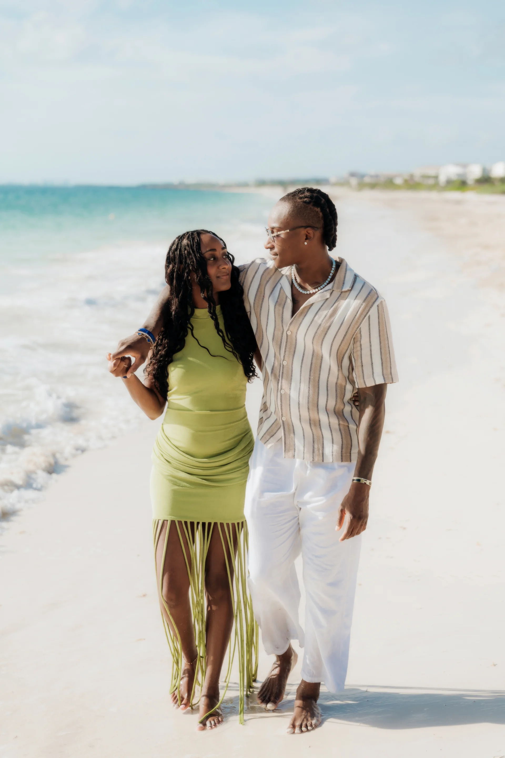 Couple smiling in each other's arms, RIU Latino, Costa Mujeres