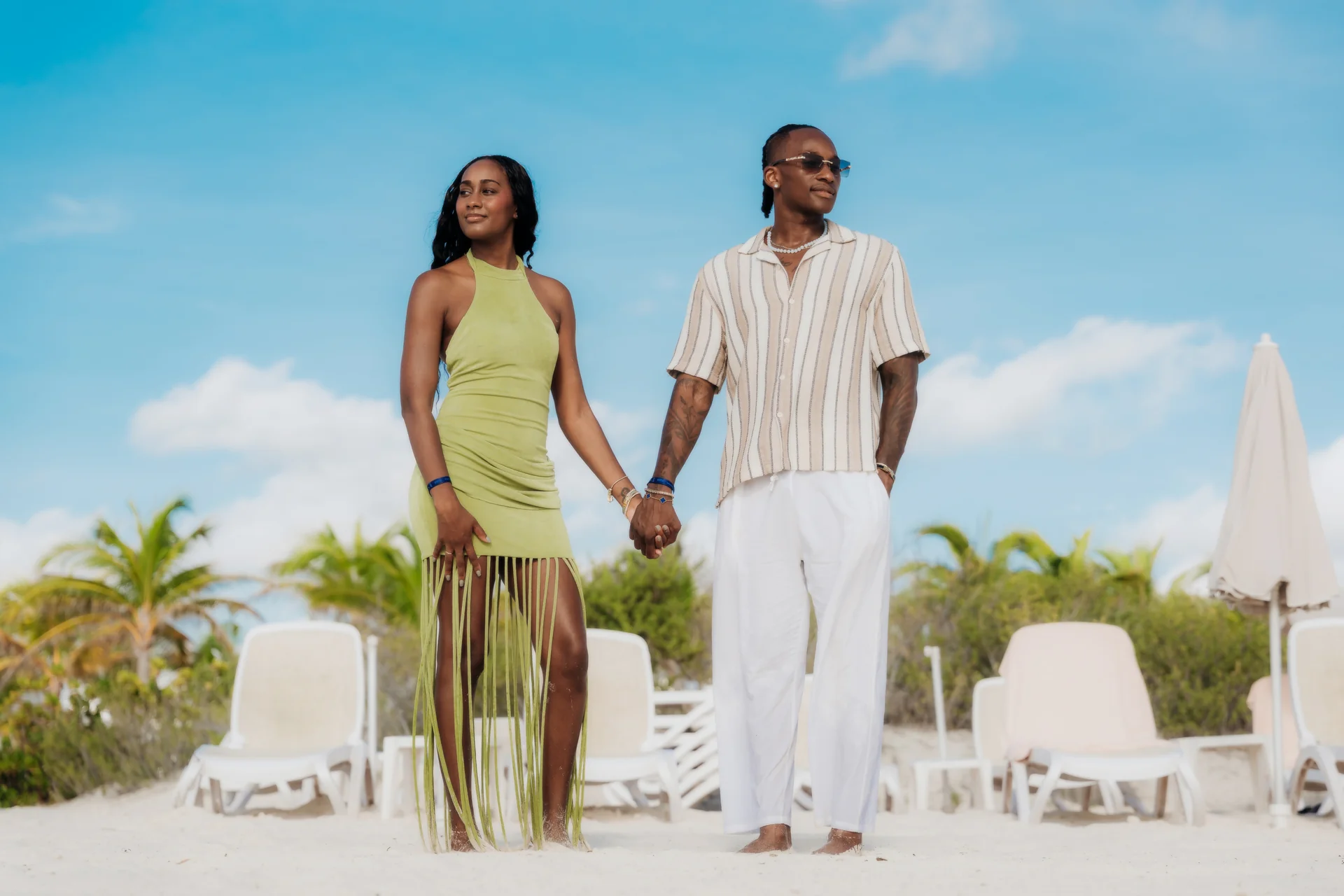 Couple close together against the sea, RIU Latino, Costa Mujeres