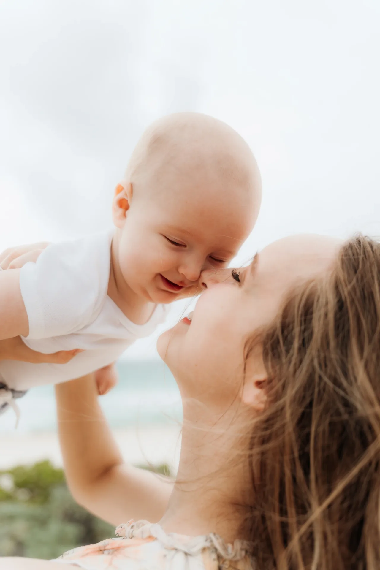 Mother and baby session across the Riviera Maya