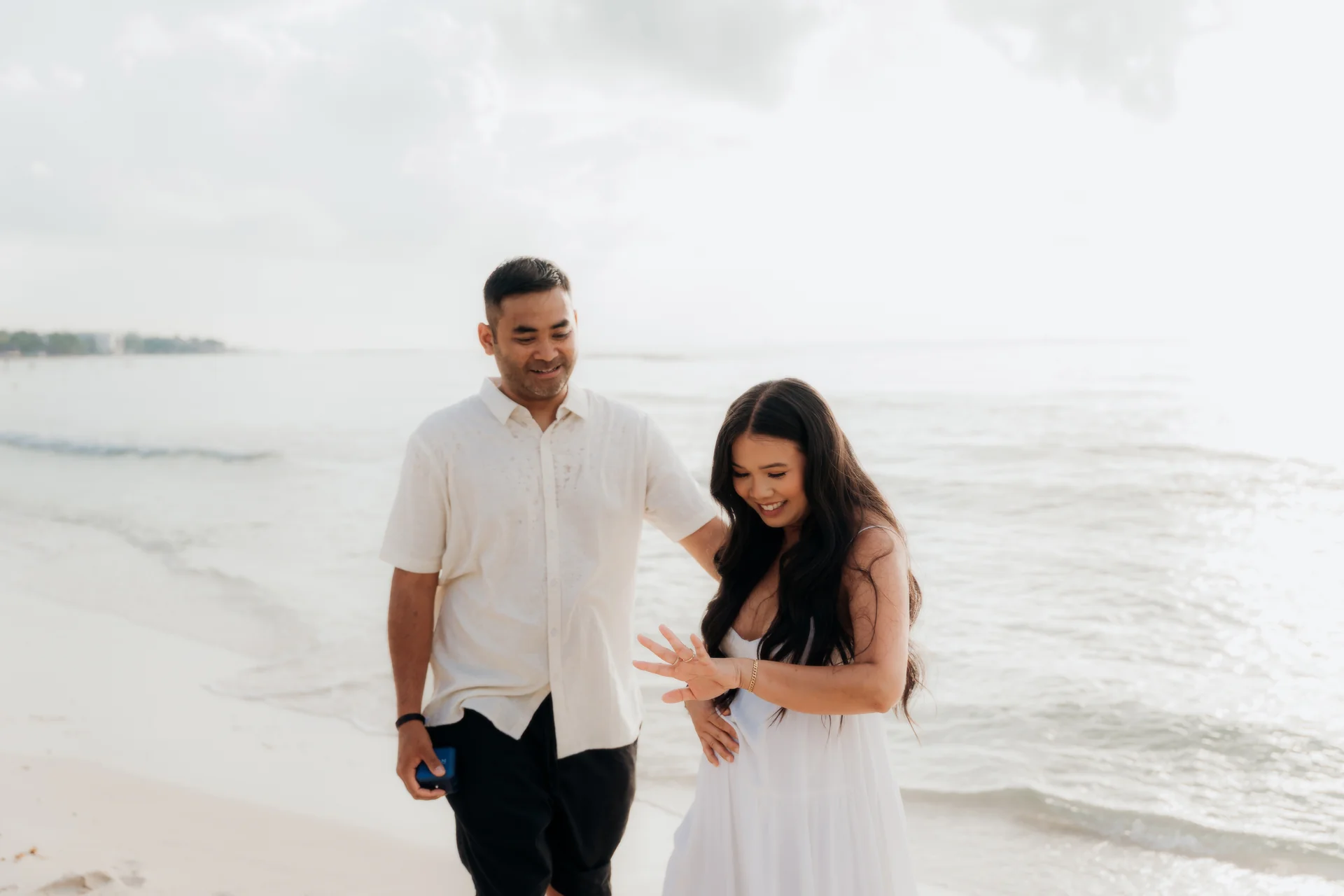 Partner in tears of joy after the surprise, Hyatt Vivid, Playa del Carmen