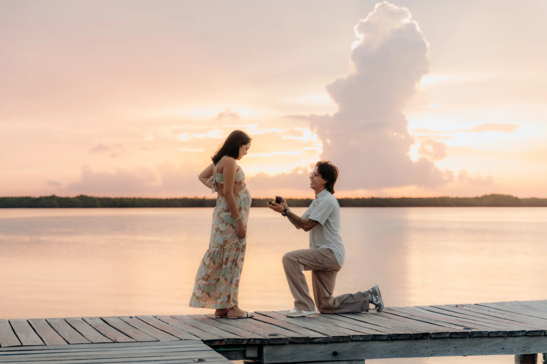 Partner's reaction the moment they realize, Navios restaurant, Cancún
